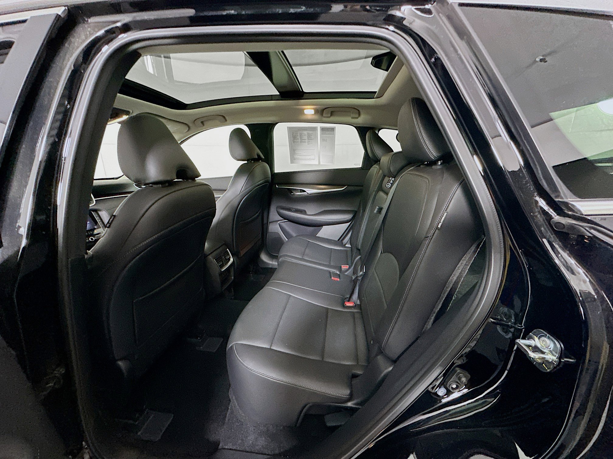 Used 2024 INFINITI QX50 Luxe image 26