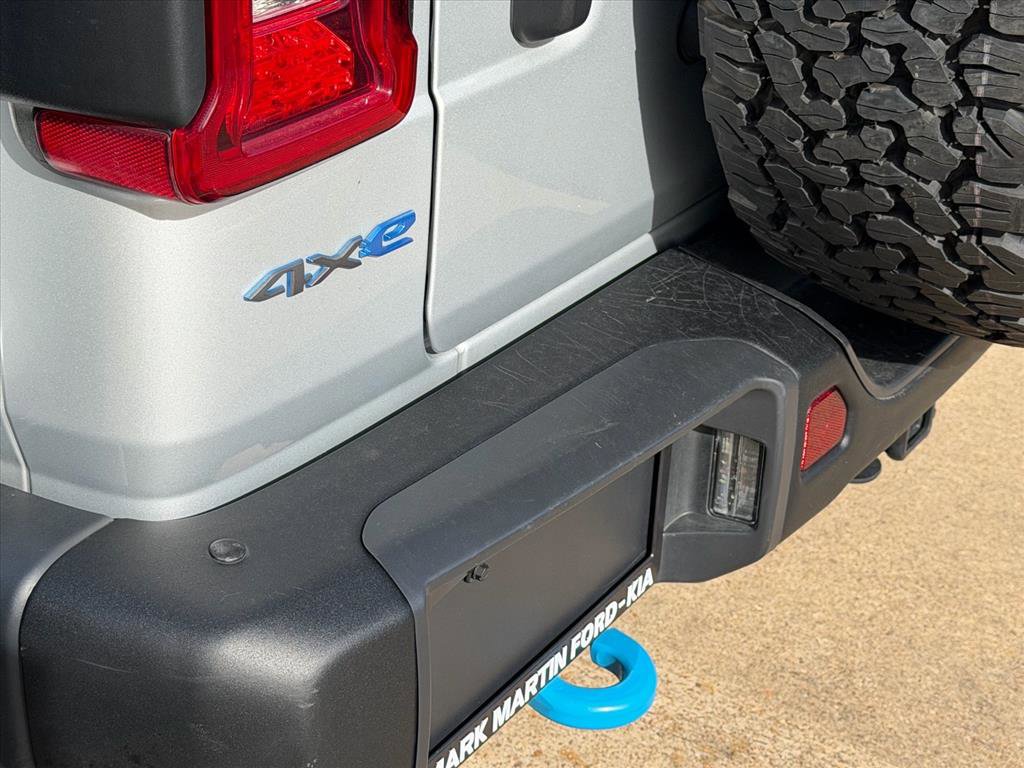 Used 2023 Jeep Wrangler Unlimited Rubicon 4xe w/ Steel Bumper Group image 12