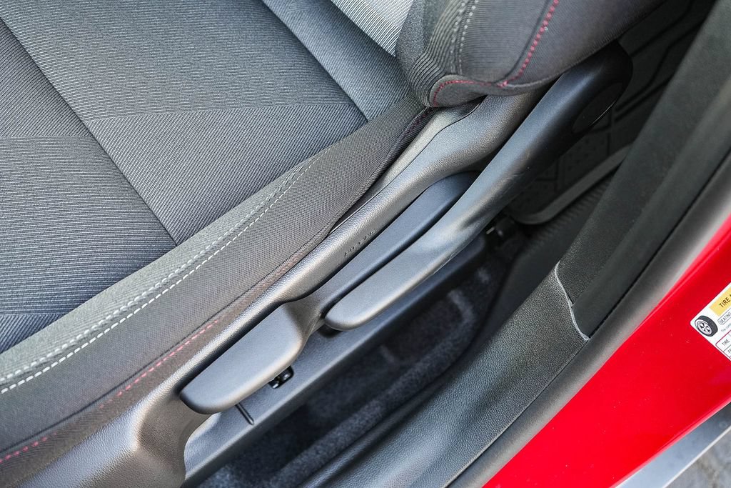 New 2026 Chevrolet Trax RS w/ Sunroof Package FWD image 21
