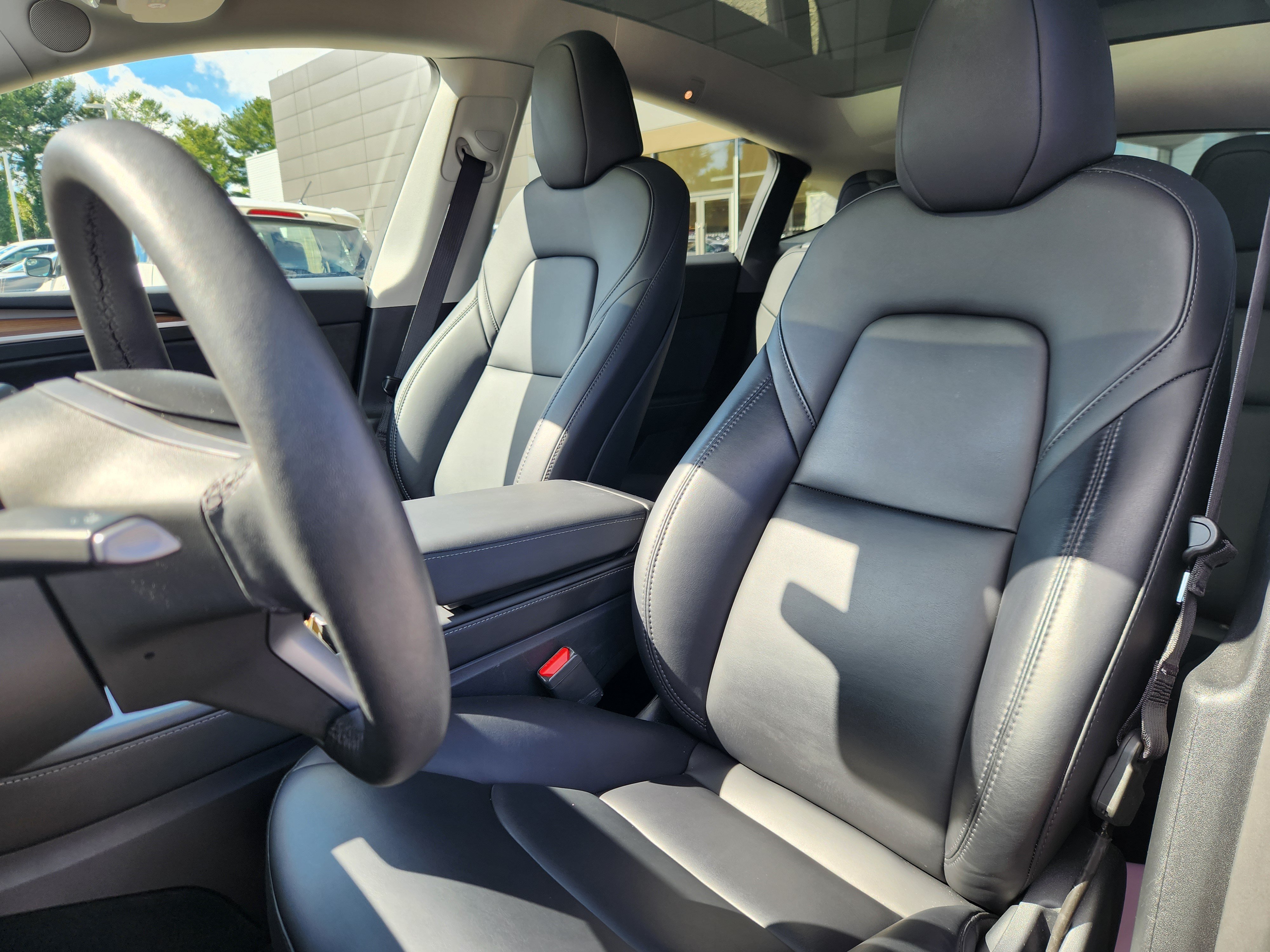 Used 2023 Tesla Model Y Long Range AWD/4WD image 7