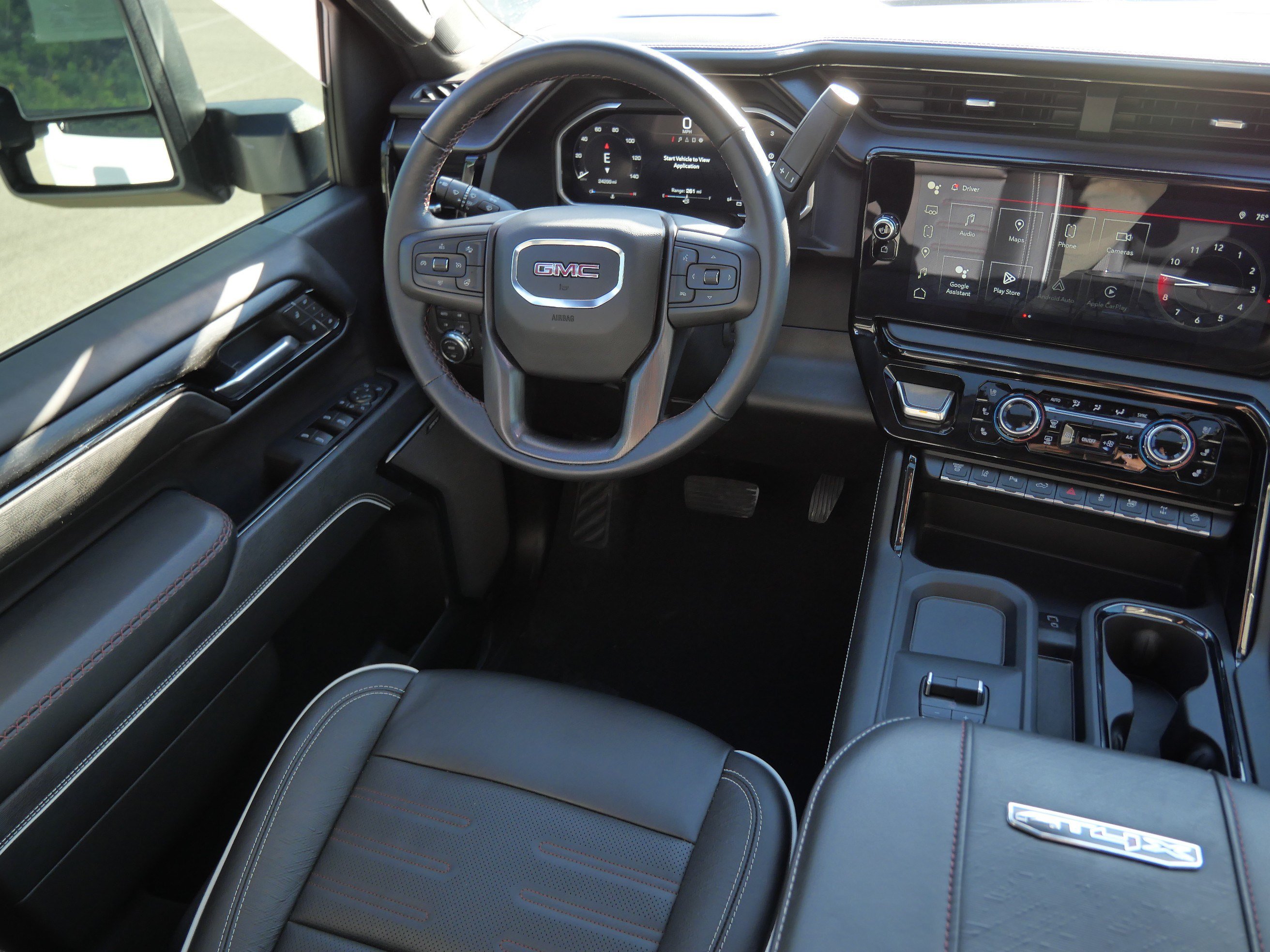 Used 2026 GMC Sierra 2500 AT4X AWD/4WD image 9