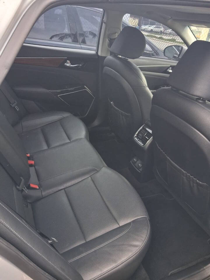 Used 2017 Kia Cadenza Technology FWD image 11