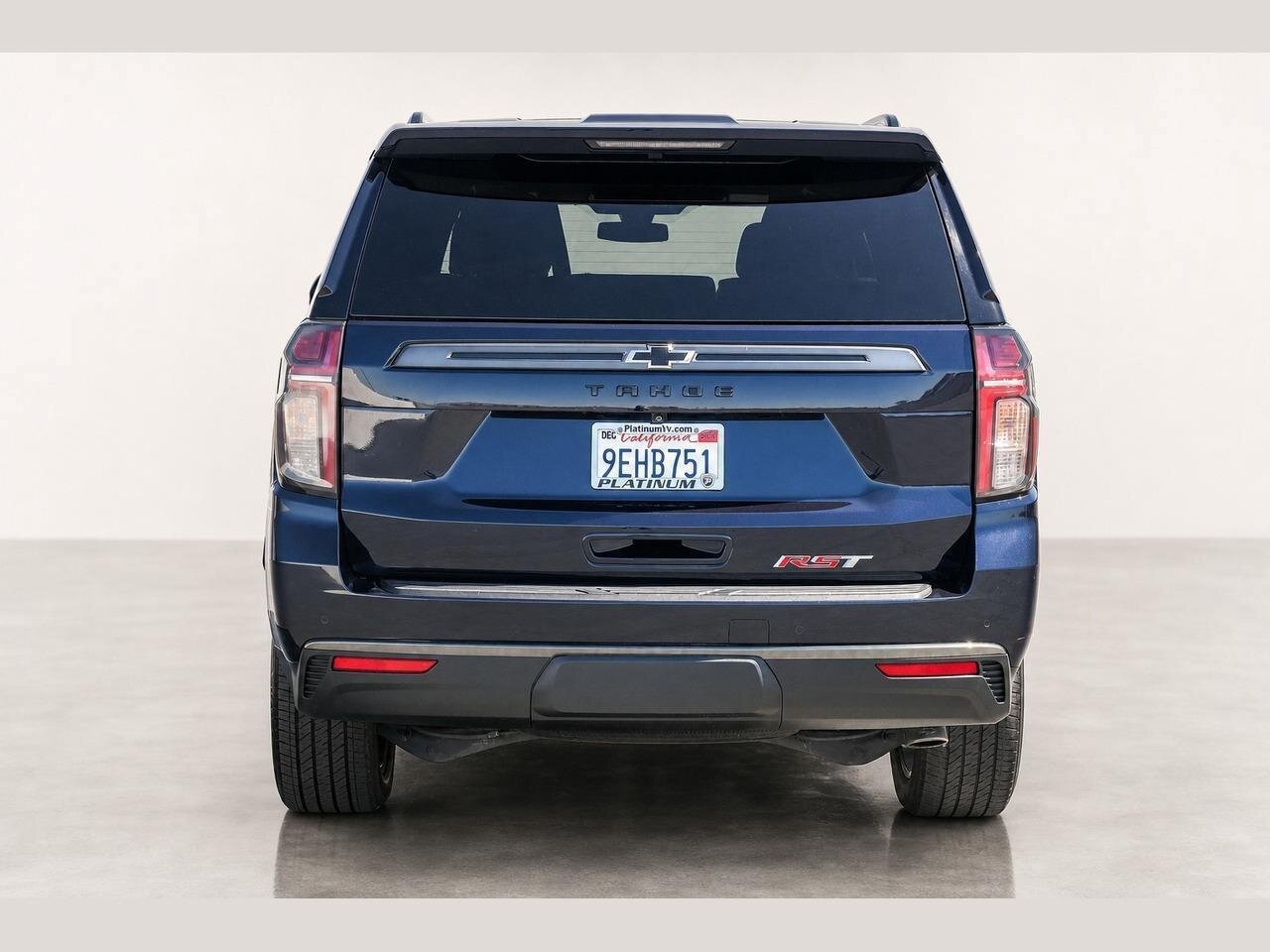 Used 2022 Chevrolet Tahoe RST w/ Luxury Package AWD/4WD image 4