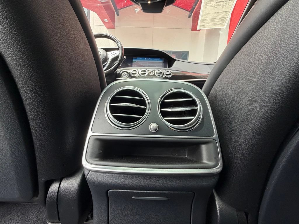 Used 2019 Mercedes-Benz S 560 Sedan image 27