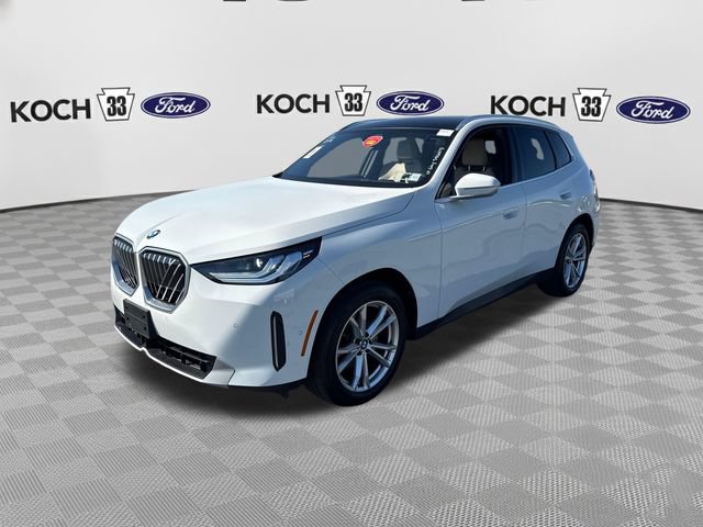 Used 2025 BMW X3 xDrive30i AWD/4WD image 3