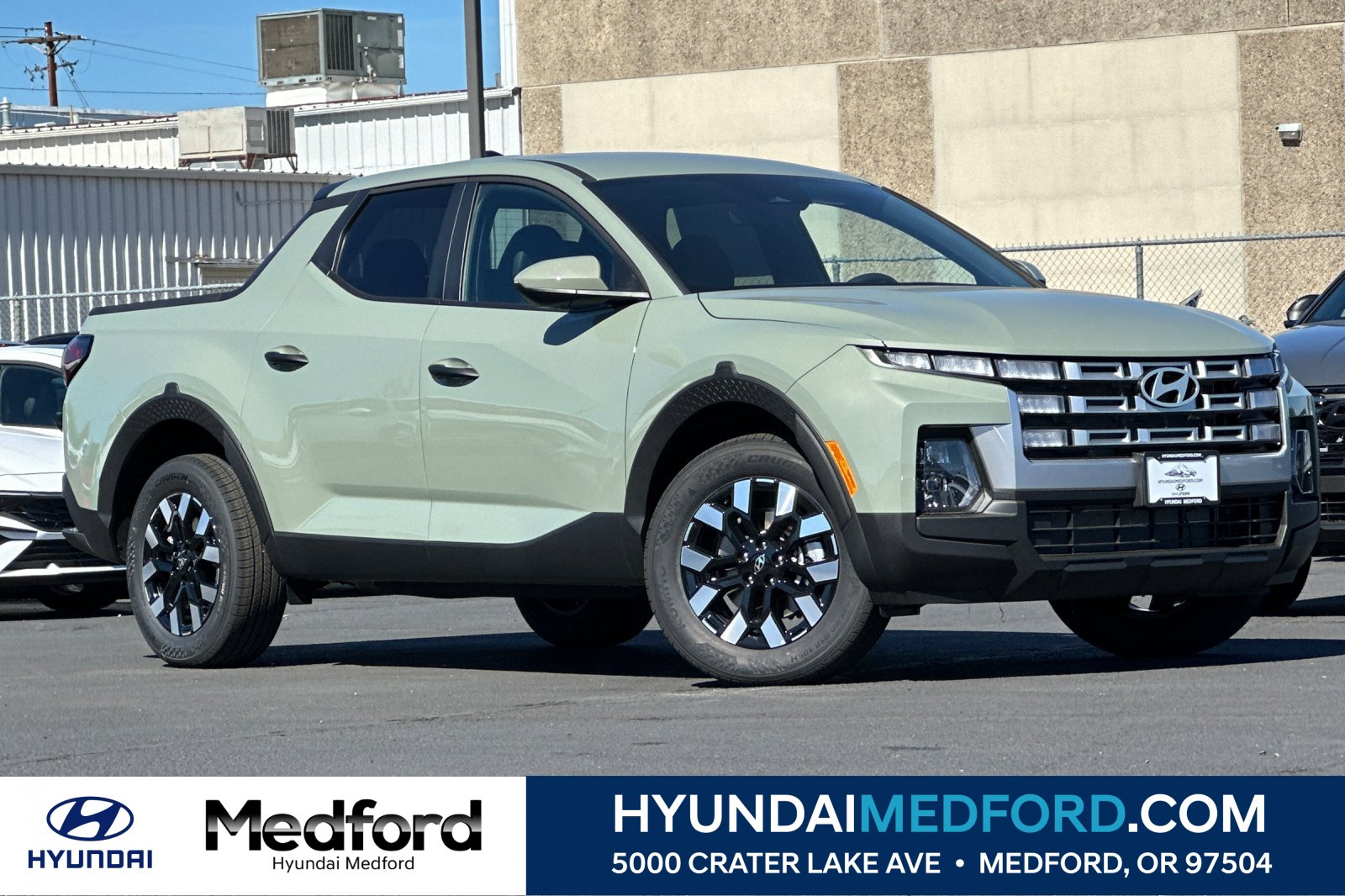 New 2027 Hyundai Santa Cruz SE AWD/4WD image 1