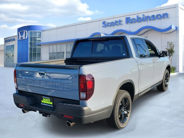 Certified 2025 Honda Ridgeline Black Edition image 4