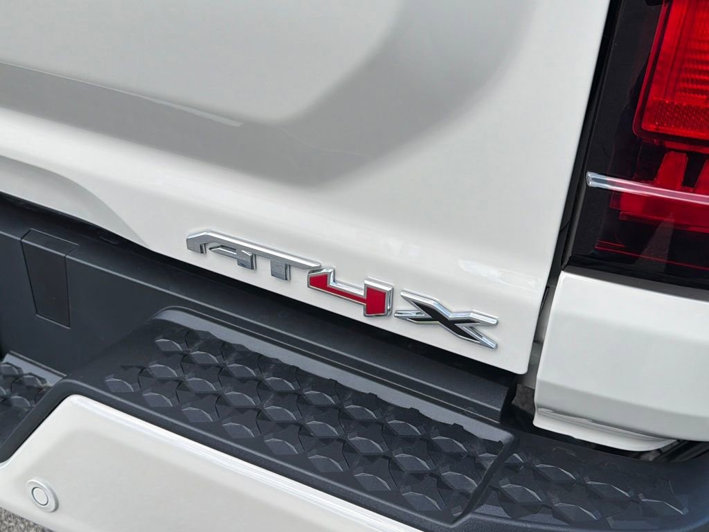 New 2026 GMC Canyon AT4X image 6