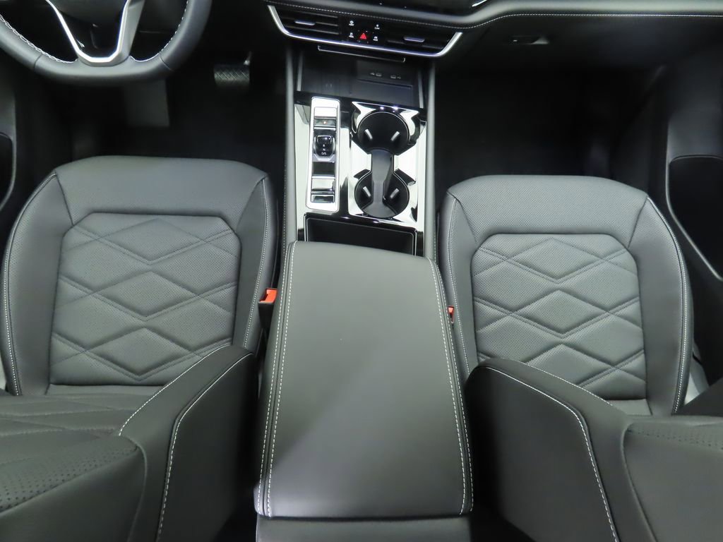 New 2026 Volkswagen Atlas SE image 16