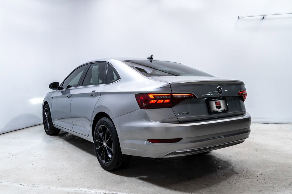 Used 2020 Volkswagen Jetta SEL FWD image 3
