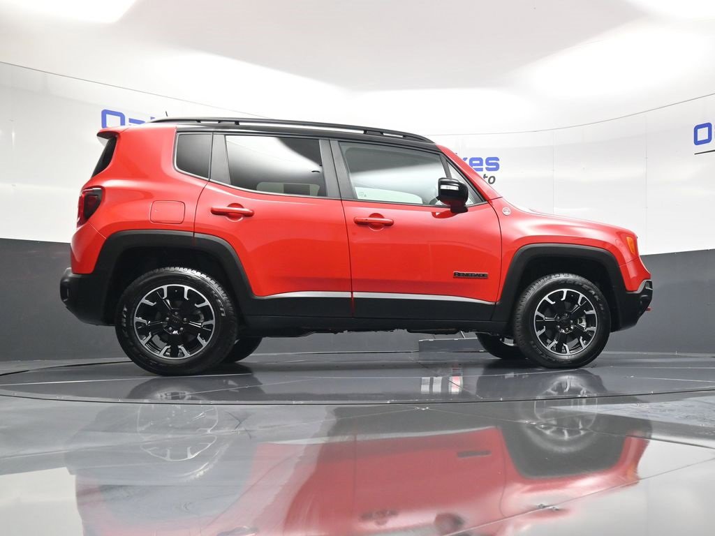 Used 2023 Jeep Renegade Trailhawk w/ Sun/Sound Group image 44