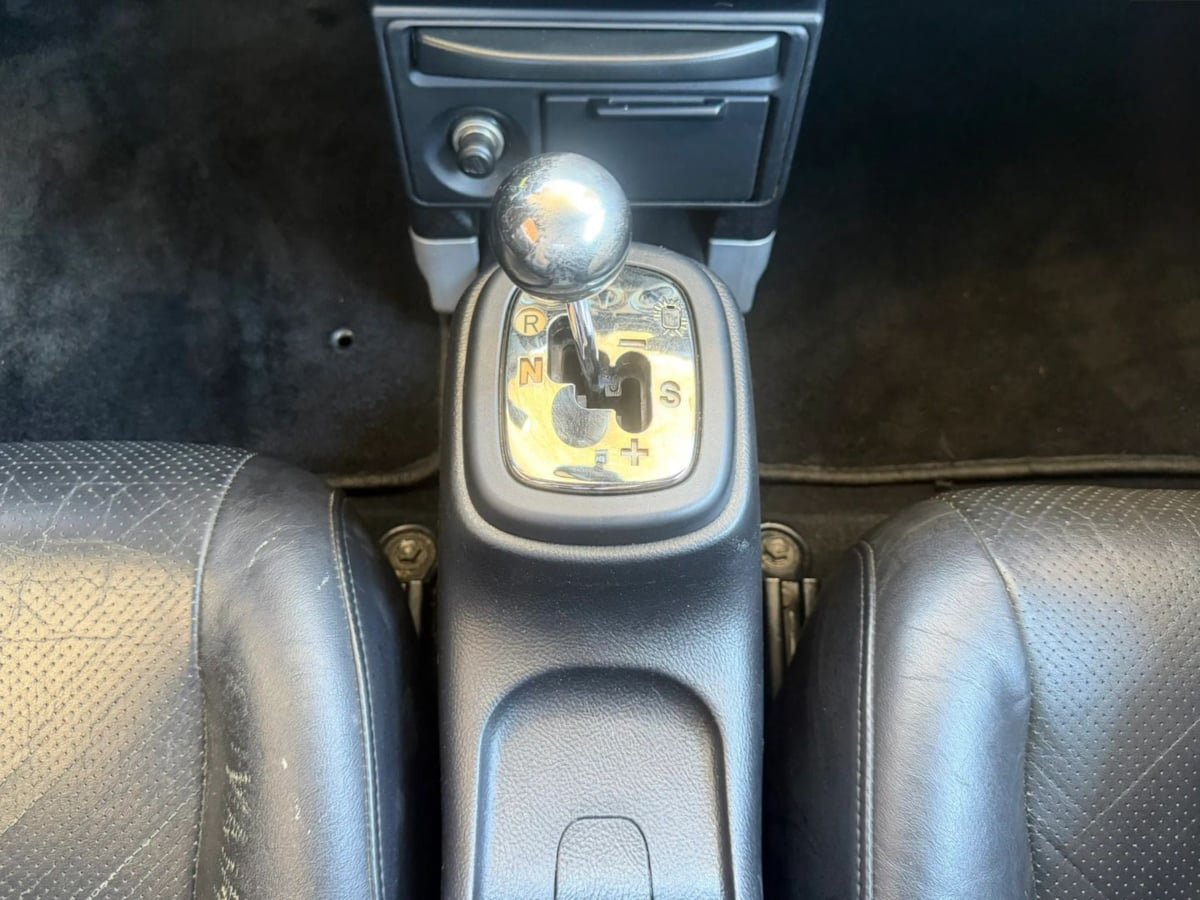 Used 2003 Toyota MR2 RWD image 41