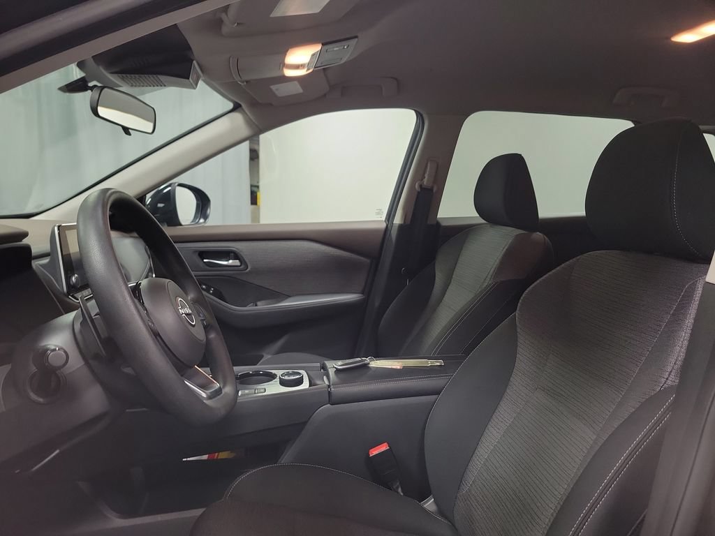 Used 2023 Nissan Rogue SV AWD/4WD image 15