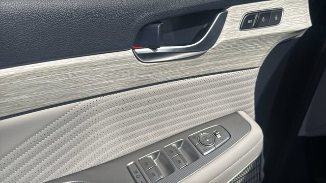 Used 2024 Hyundai Palisade AWD image 23