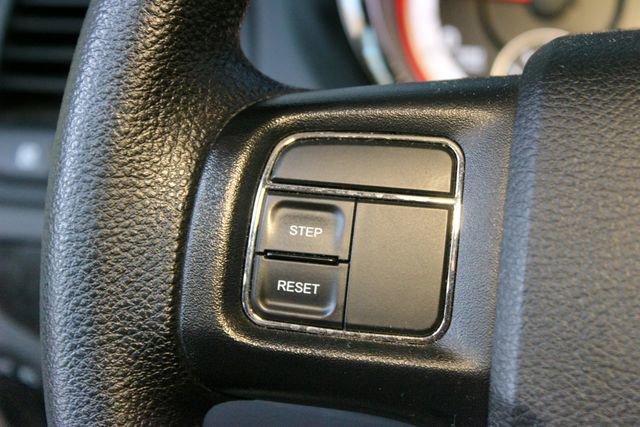 Used 2017 Dodge Grand Caravan SE w/ Power Window Group FWD image 21
