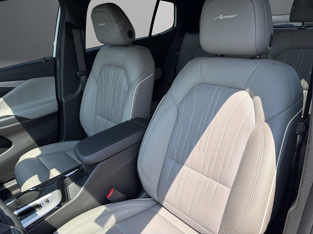 Certified 2025 Buick Envista Avenir FWD image 15