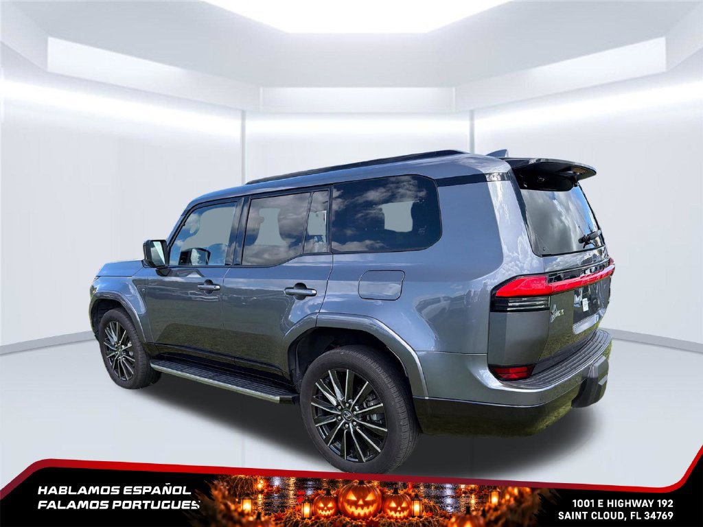 Used 2025 Lexus GX 550 w/ Cold Area Package AWD/4WD image 3