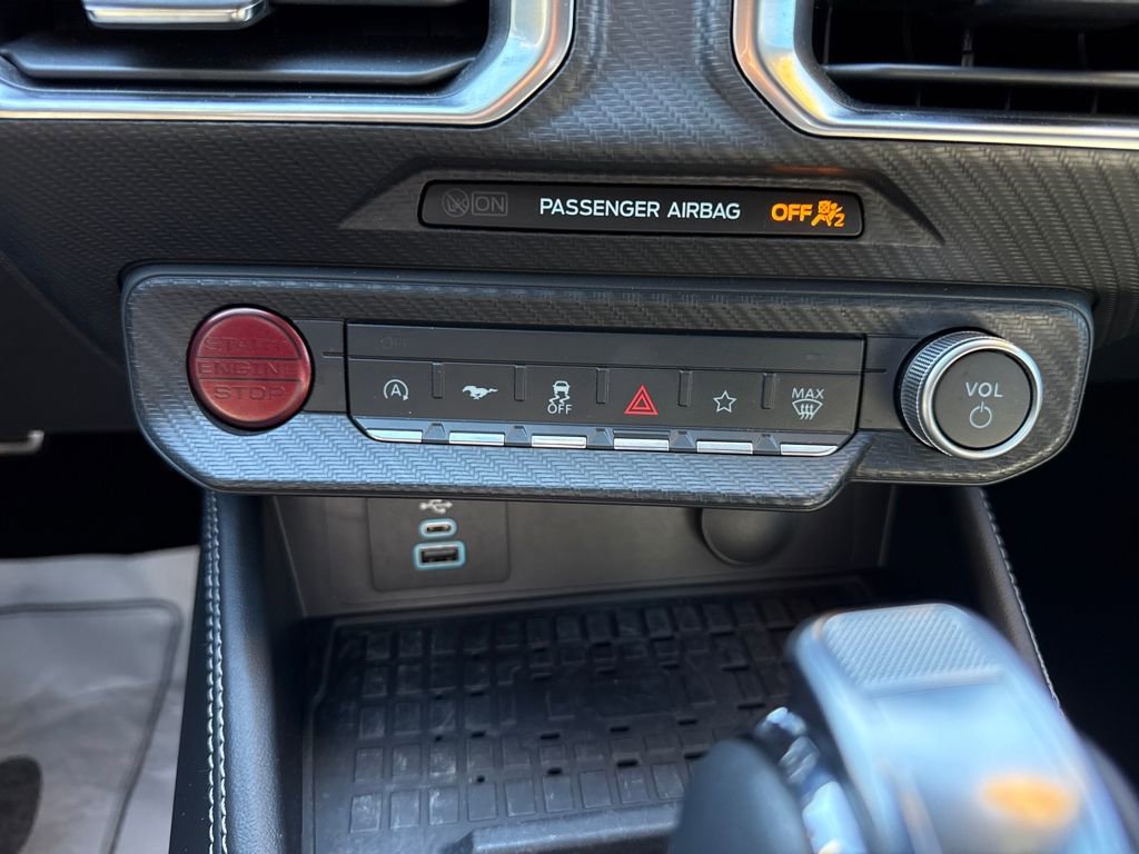 Used 2024 Ford Mustang Premium image 22