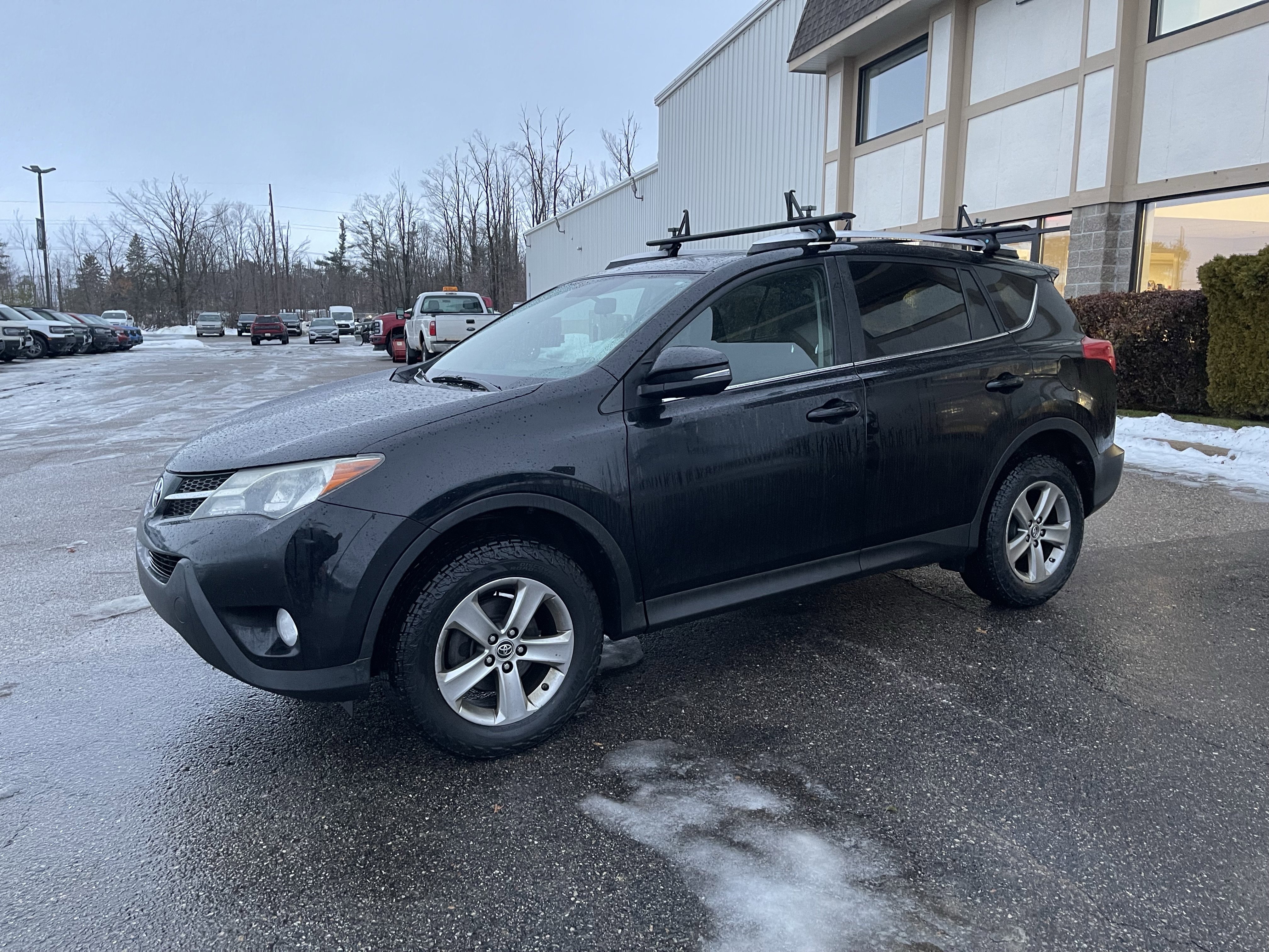 Used 2015 Toyota RAV4 XLE image 7