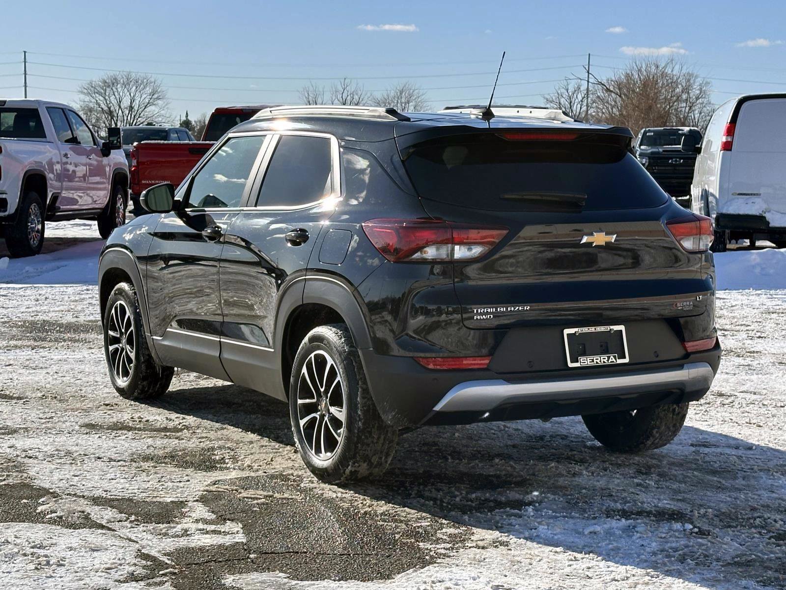 Certified 2024 Chevrolet TrailBlazer LT w/ LT Cold Weather Package image 3