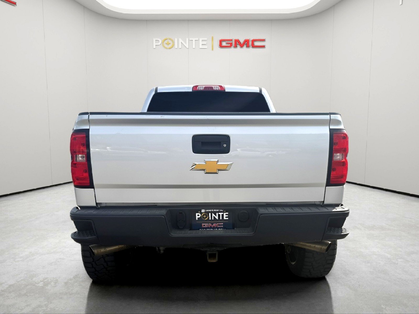 Used 2018 Chevrolet Silverado 1500 W/T w/ WT Convenience Package image 4