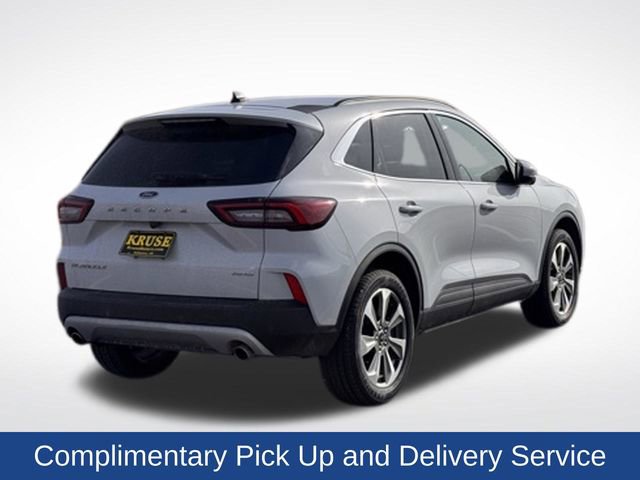 Used 2025 Ford Escape Platinum AWD/4WD image 3