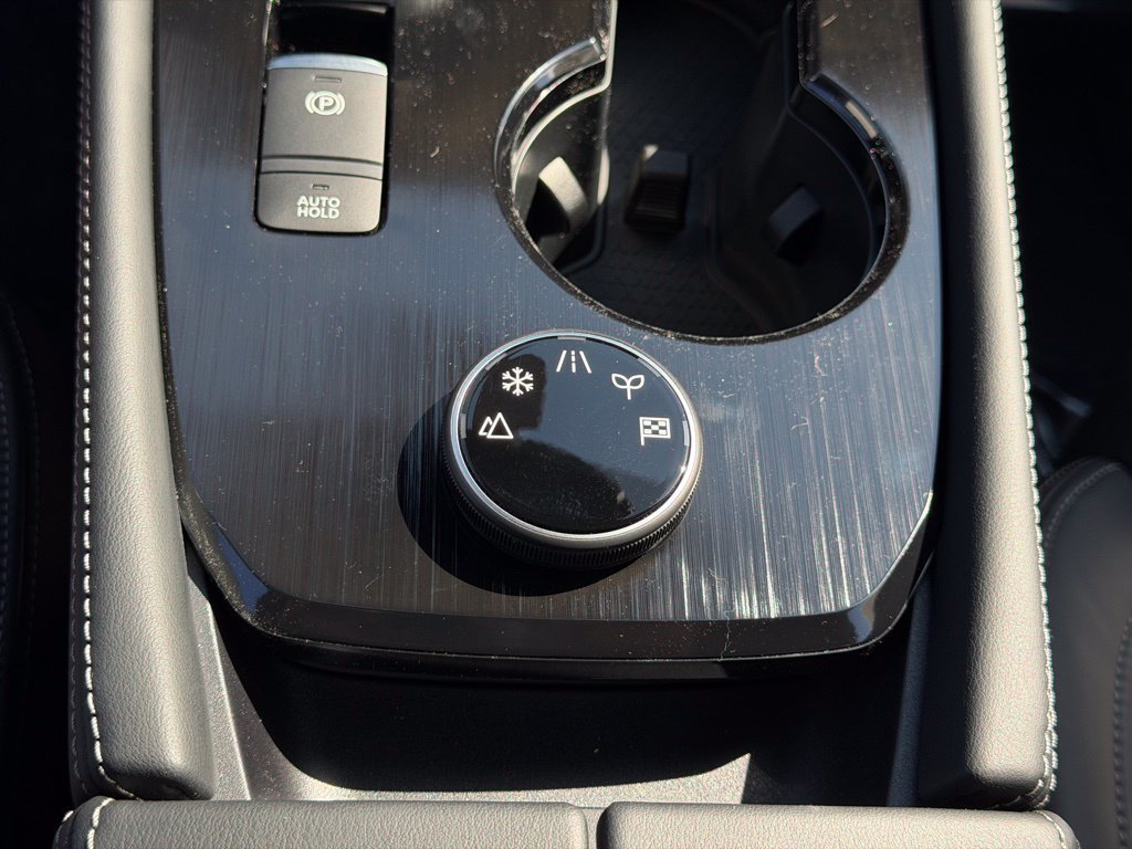 New 2026 Nissan Rogue Platinum AWD/4WD image 32
