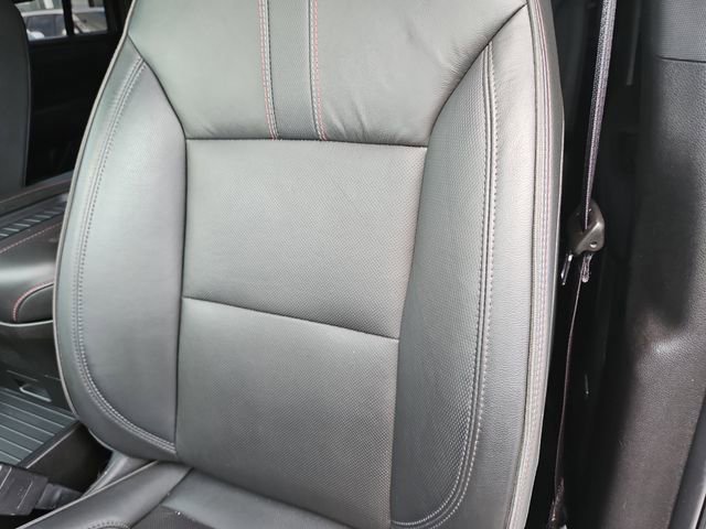 Used 2021 Chevrolet Suburban RST w/ Luxury Package image 14