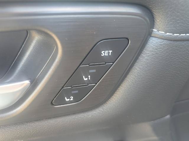 Certified 2025 Nissan Armada Platinum w/ Convenience Package RWD image 15