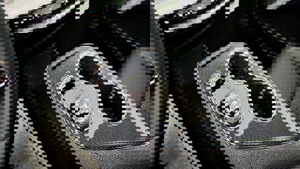 Used 2026 Cadillac Optiq Luxury 1 AWD/4WD image 16