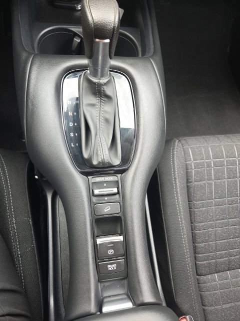 Used 2025 Honda HR-V LX image 23