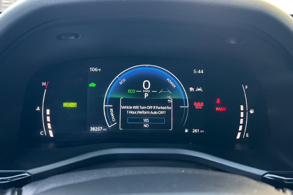 Used 2025 Toyota Camry SE FWD image 23