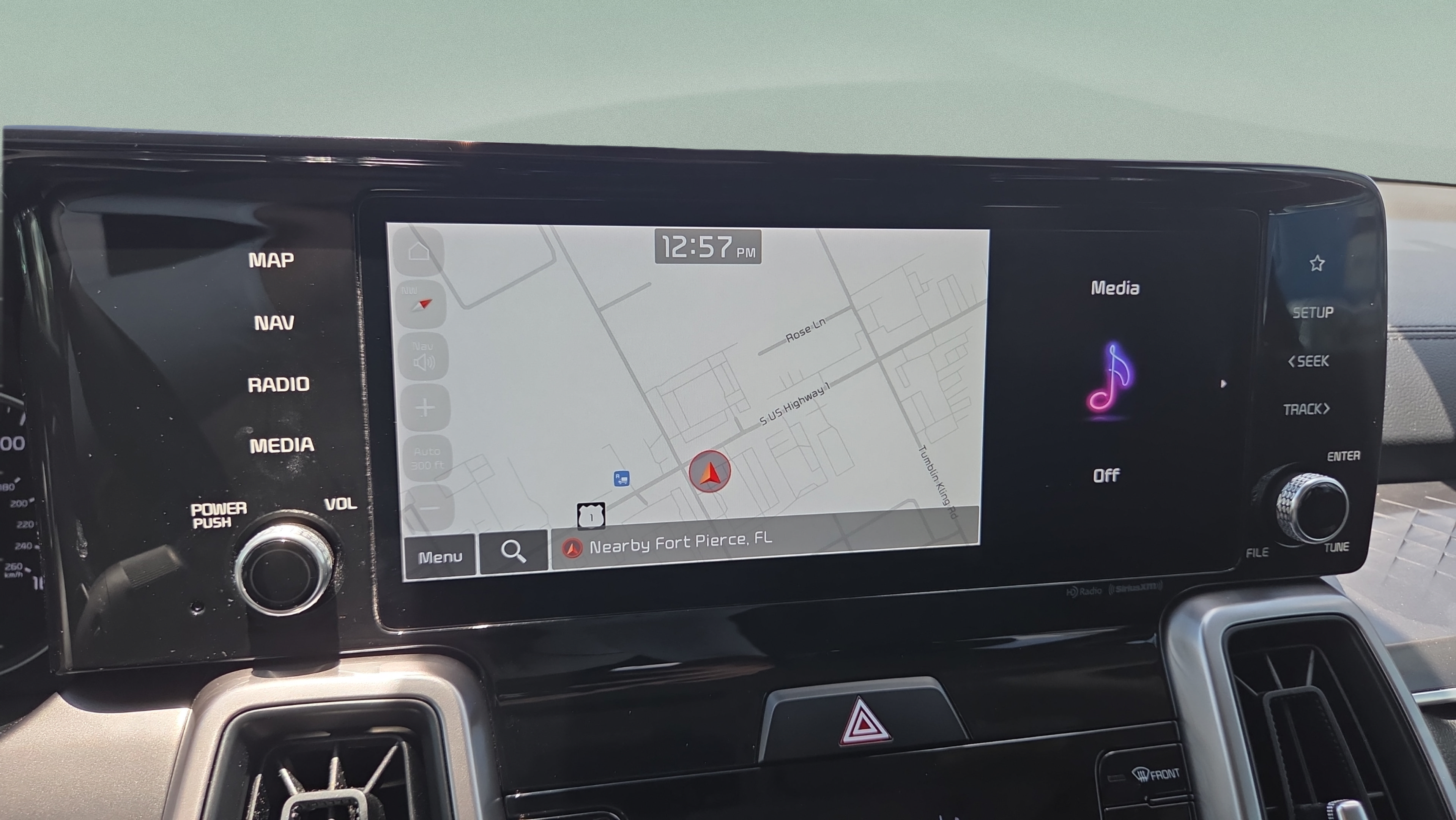 Certified 2023 Kia Sorento S w/ Panoramic Sunroof Package FWD image 28
