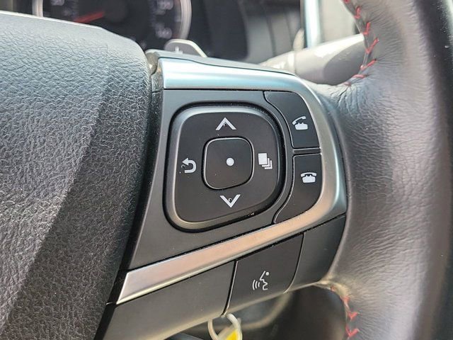 Used 2017 Toyota Camry SE FWD image 31