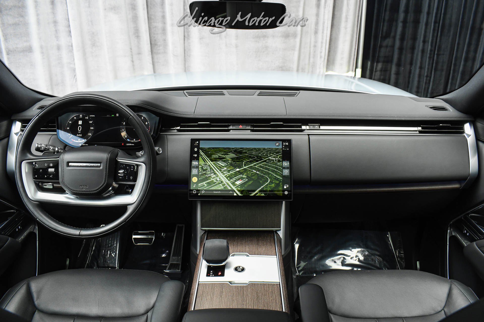 Used 2024 Land Rover Range Rover SE image 23