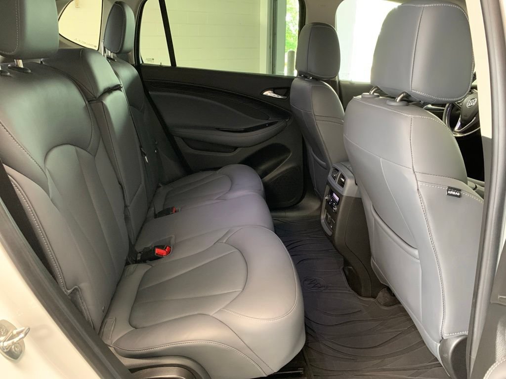 Used 2019 Buick Envision Essence FWD image 10
