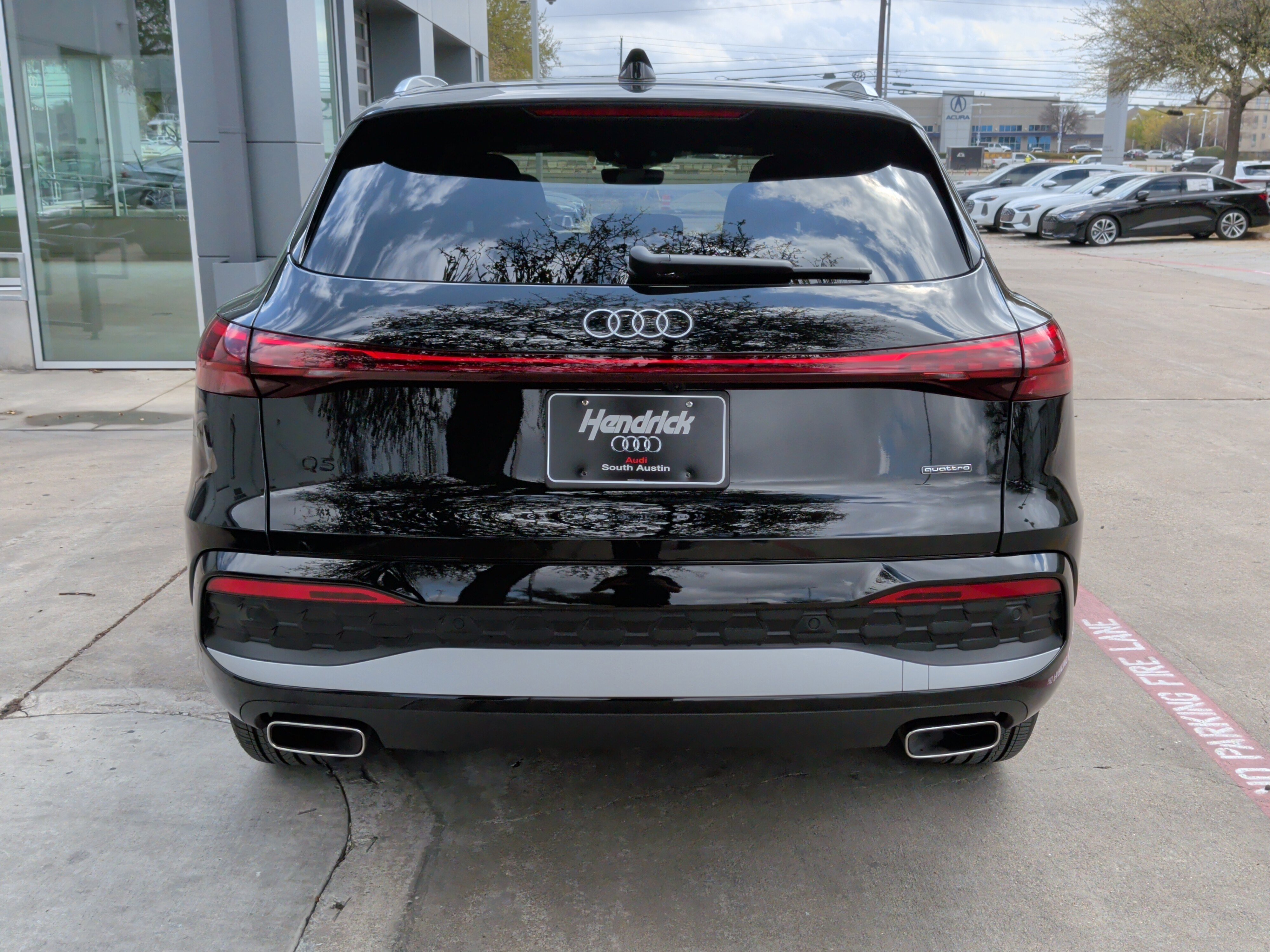 Certified 2025 Audi Q5 Premium w/ Convenience Package AWD/4WD image 8