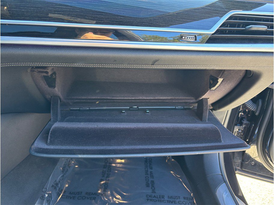 Used 2019 BMW 740i 740i Sedan 4D w/ M Sport Package image 46