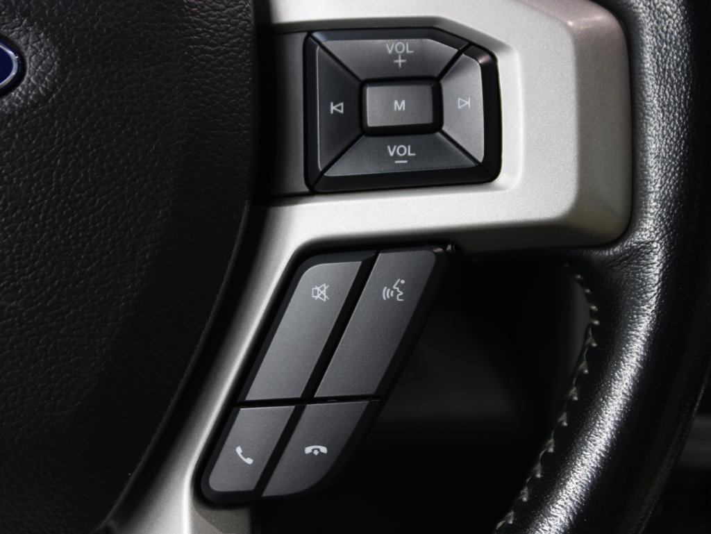 Used 2022 Ford F350 Lariat w/ Lariat Value Package AWD/4WD image 52