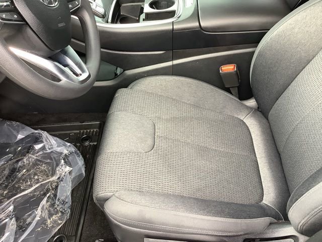 Certified 2023 Hyundai Santa Fe SE FWD image 9