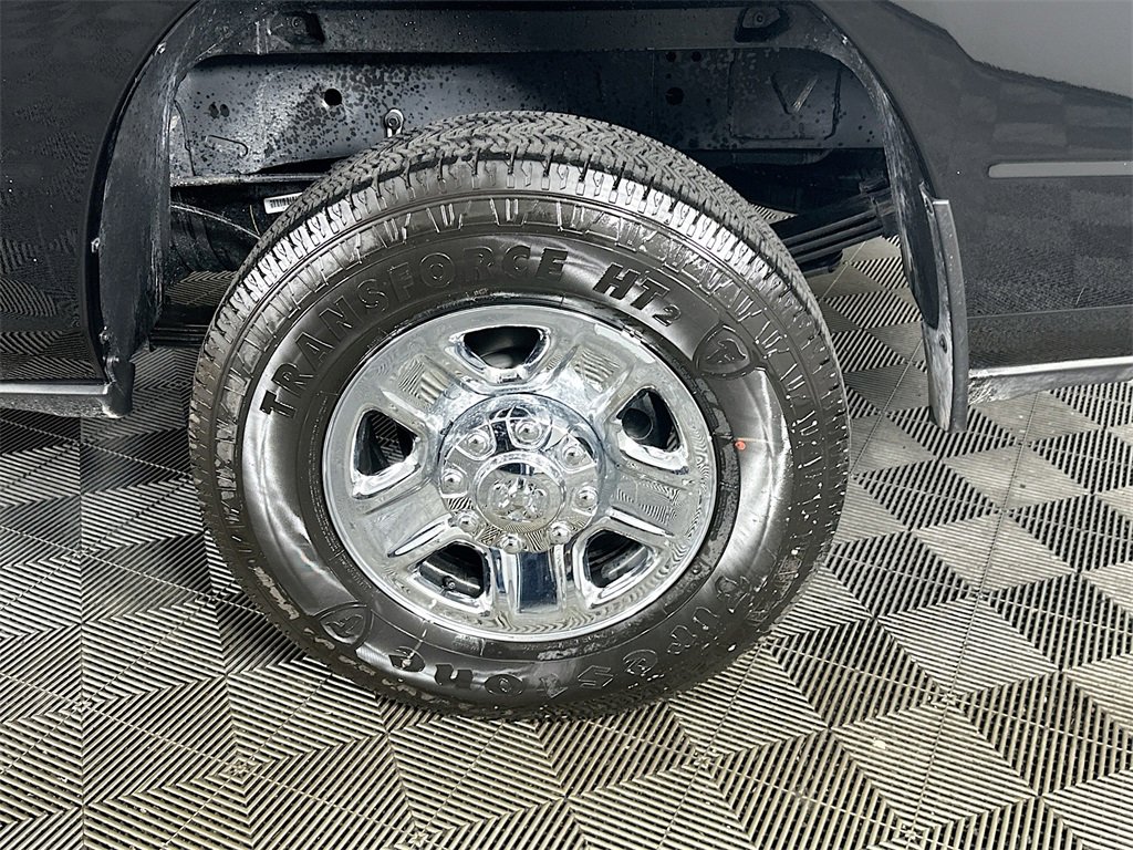 New 2026 RAM 3500 Tradesman w/ Chrome Appearance Group image 17