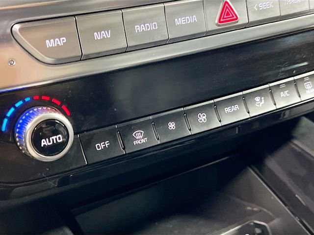 Certified 2022 Kia Telluride LX image 16