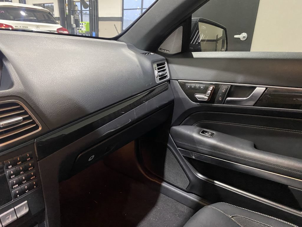 Used 2015 Mercedes-Benz E 400 Cabriolet image 4