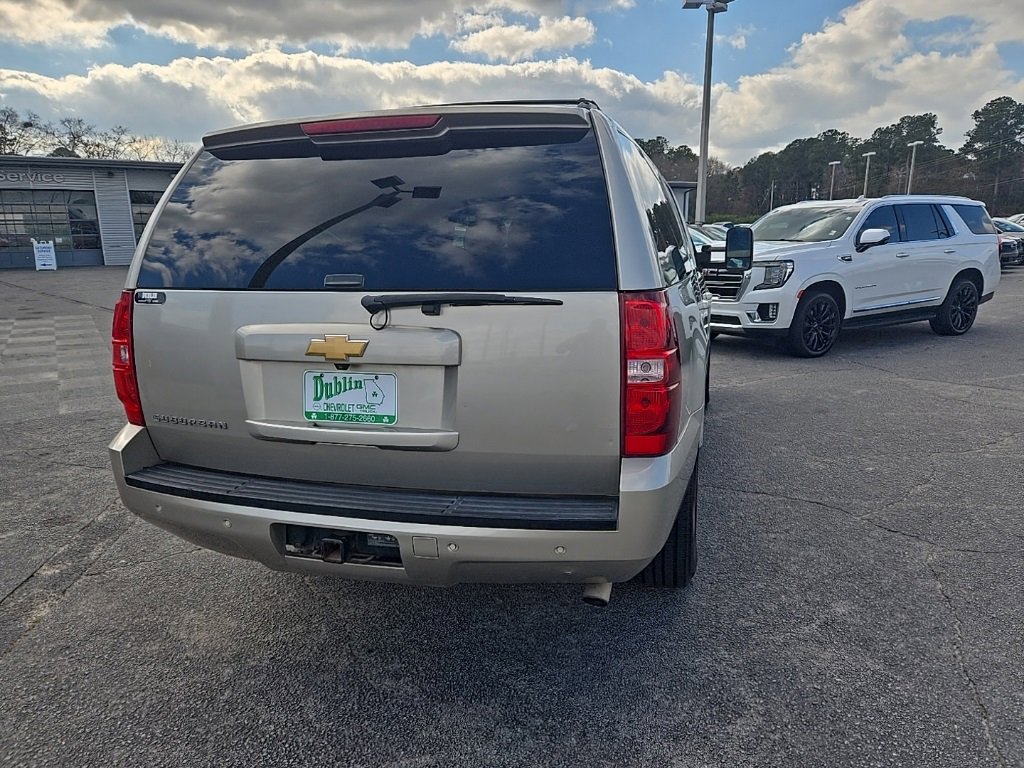 Used 2013 Chevrolet Suburban 2500 LT image 9