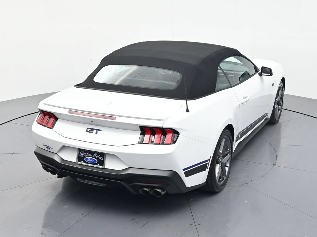 Used 2025 Ford Mustang GT Premium RWD image 33