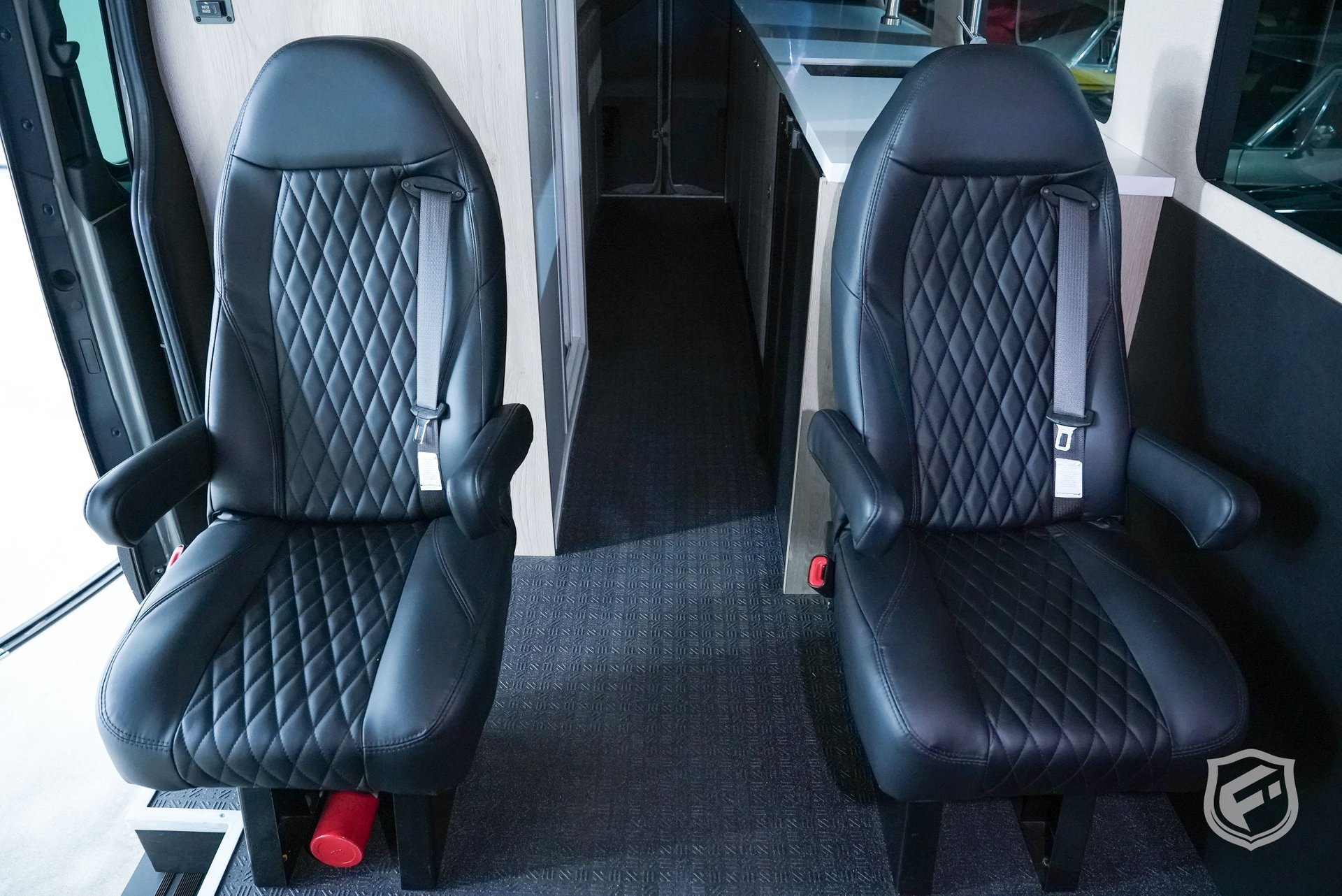 Used 2021 Mercedes-Benz Sprinter 2500 image 14