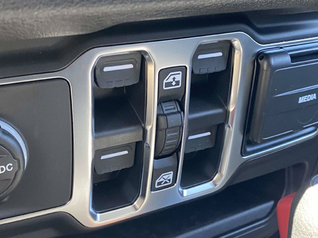 New 2026 Jeep Gladiator Sport AWD/4WD image 23