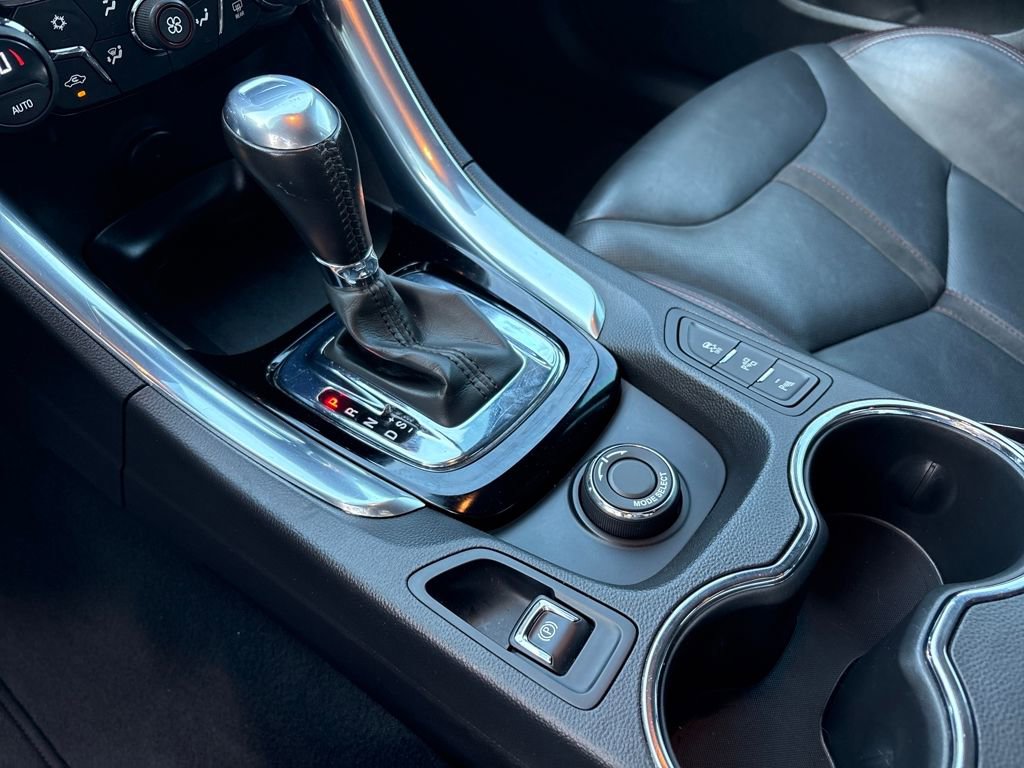 Used 2015 Chevrolet SS image 27