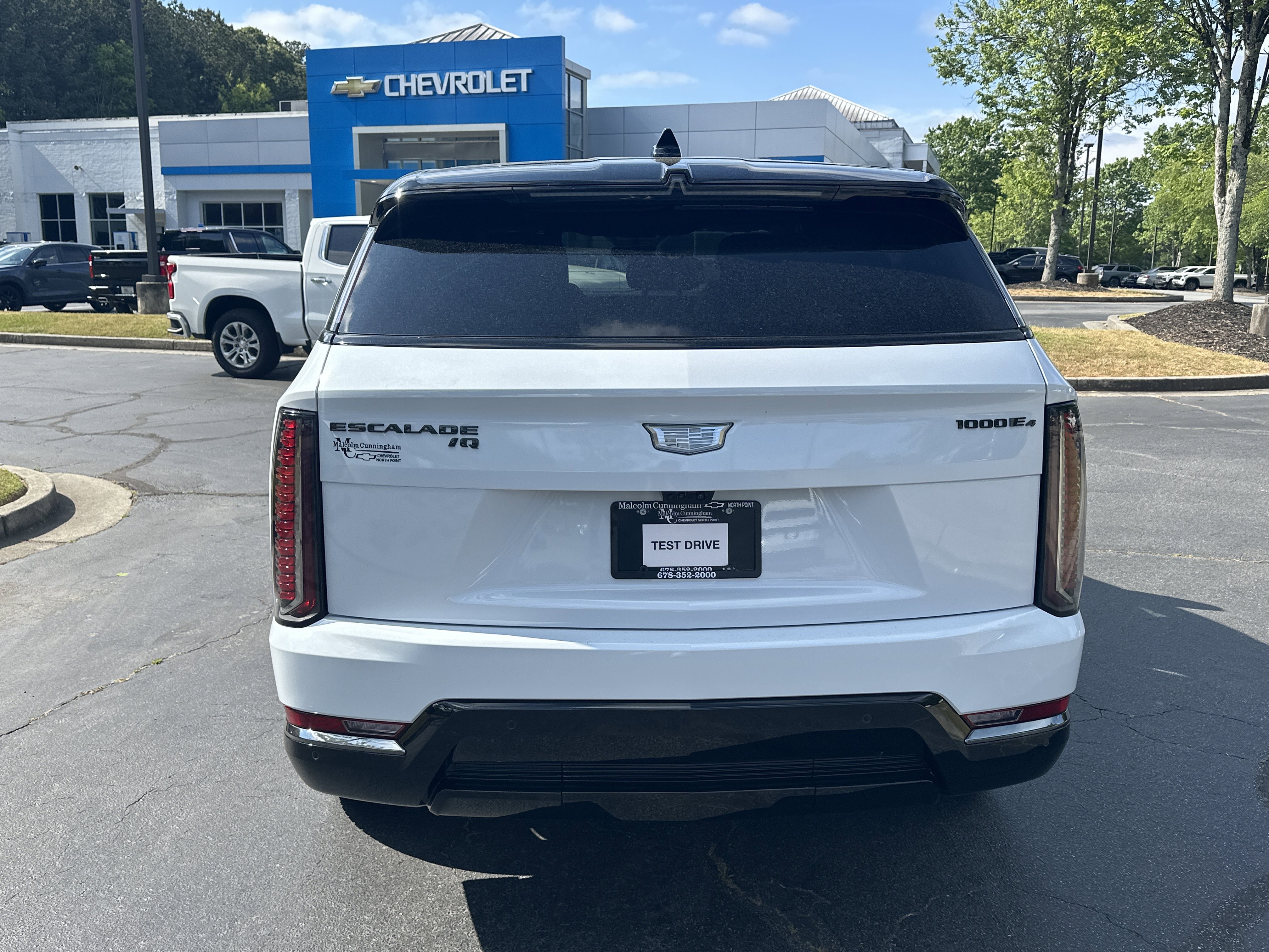 Used 2026 Cadillac Escalade IQ Sport 2 w/ LPO, ONYX Package AWD/4WD image 6