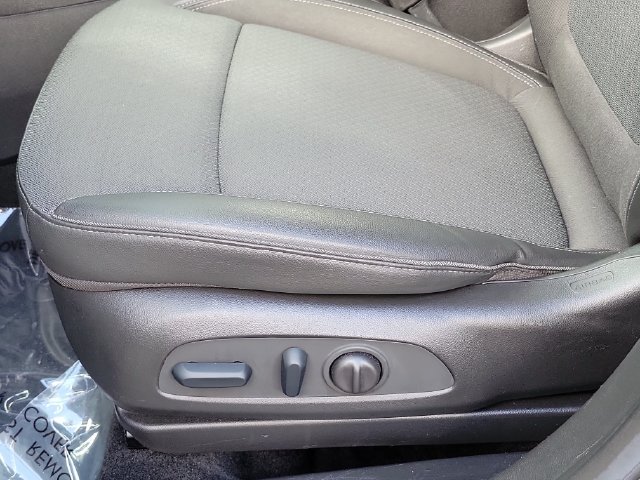 Certified 2023 Buick Encore GX Select w/ Sport Touring Package FWD image 23